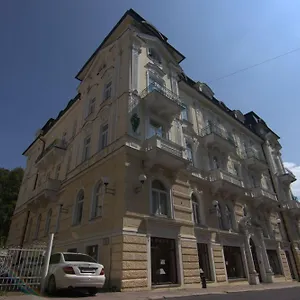 4* Отель Westend